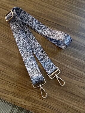 Modern + Chic Adjustable Bag Strap in Cheetah